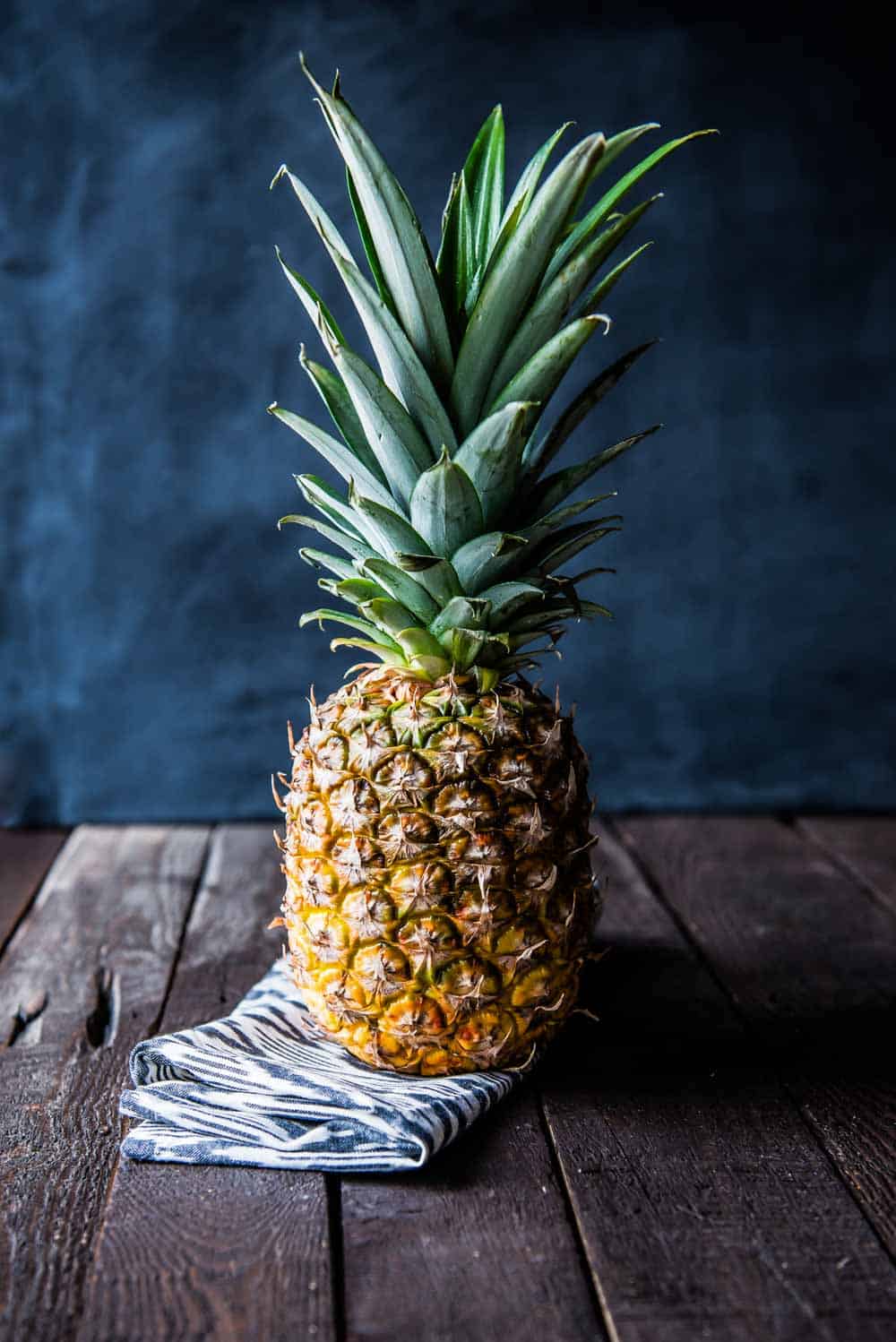 pineapple is a key ingredient for a clear skin diet