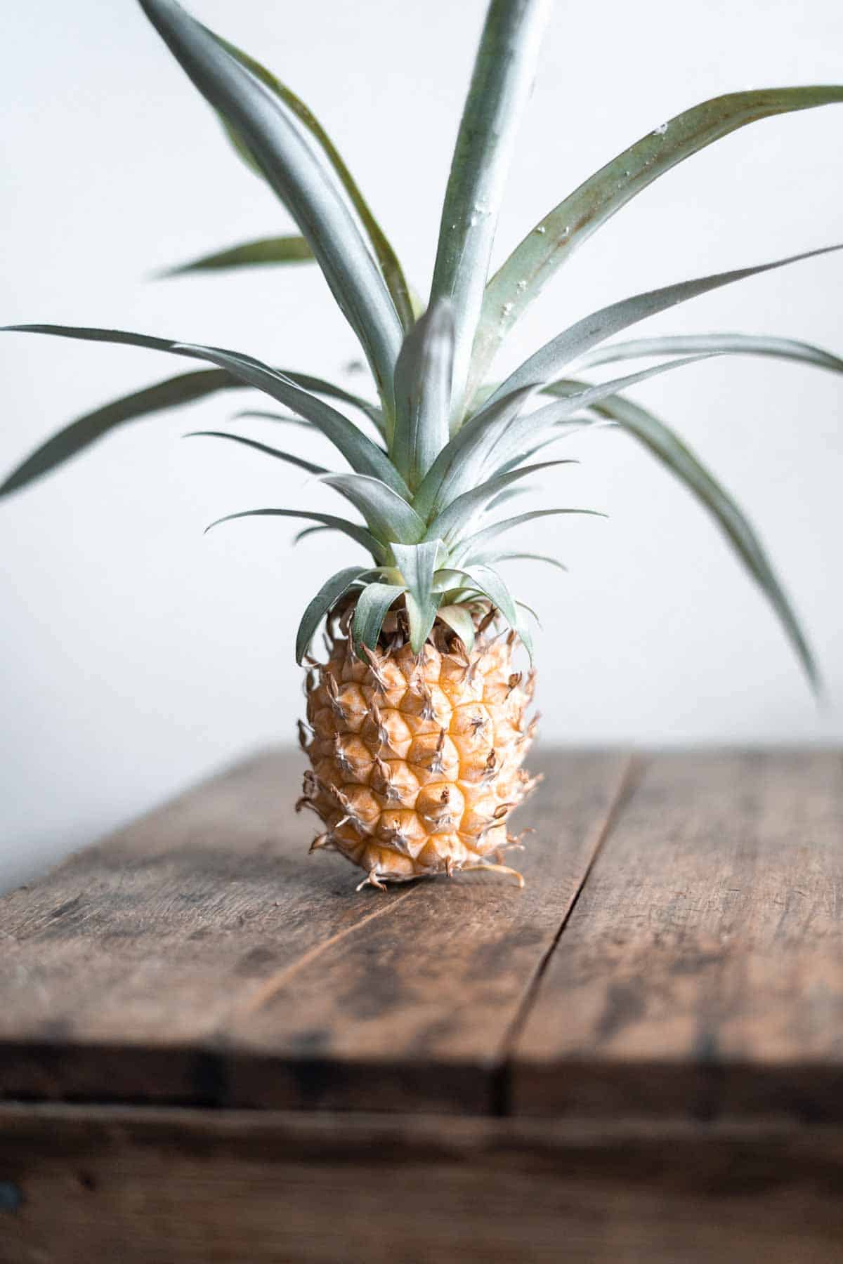 Fresh pineapple for smoothies