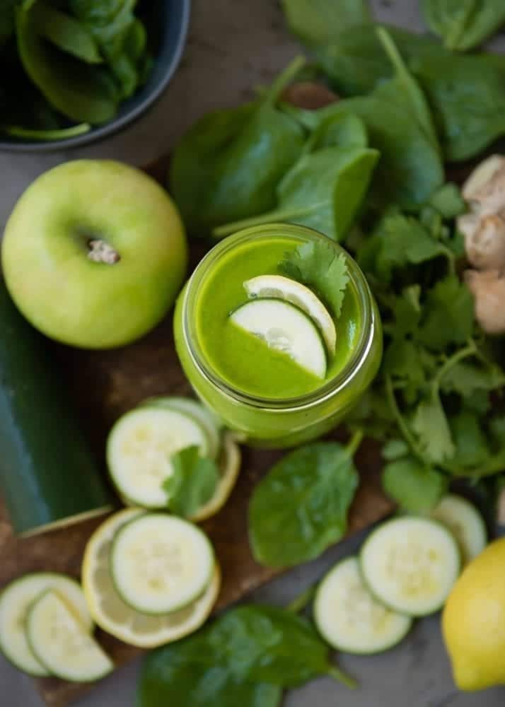 Digestion Boost Green Smoothie with MCT Oil - Simple Green 