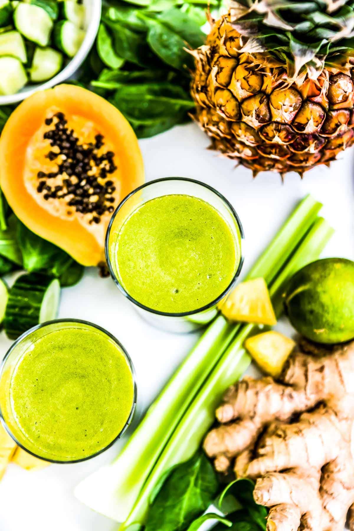 Papaya Spinach Smoothies for Bloating