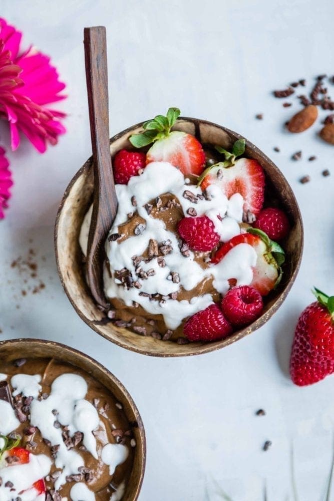 Cacao Dessert Smoothie Bowl | simplegreensmoothies.com