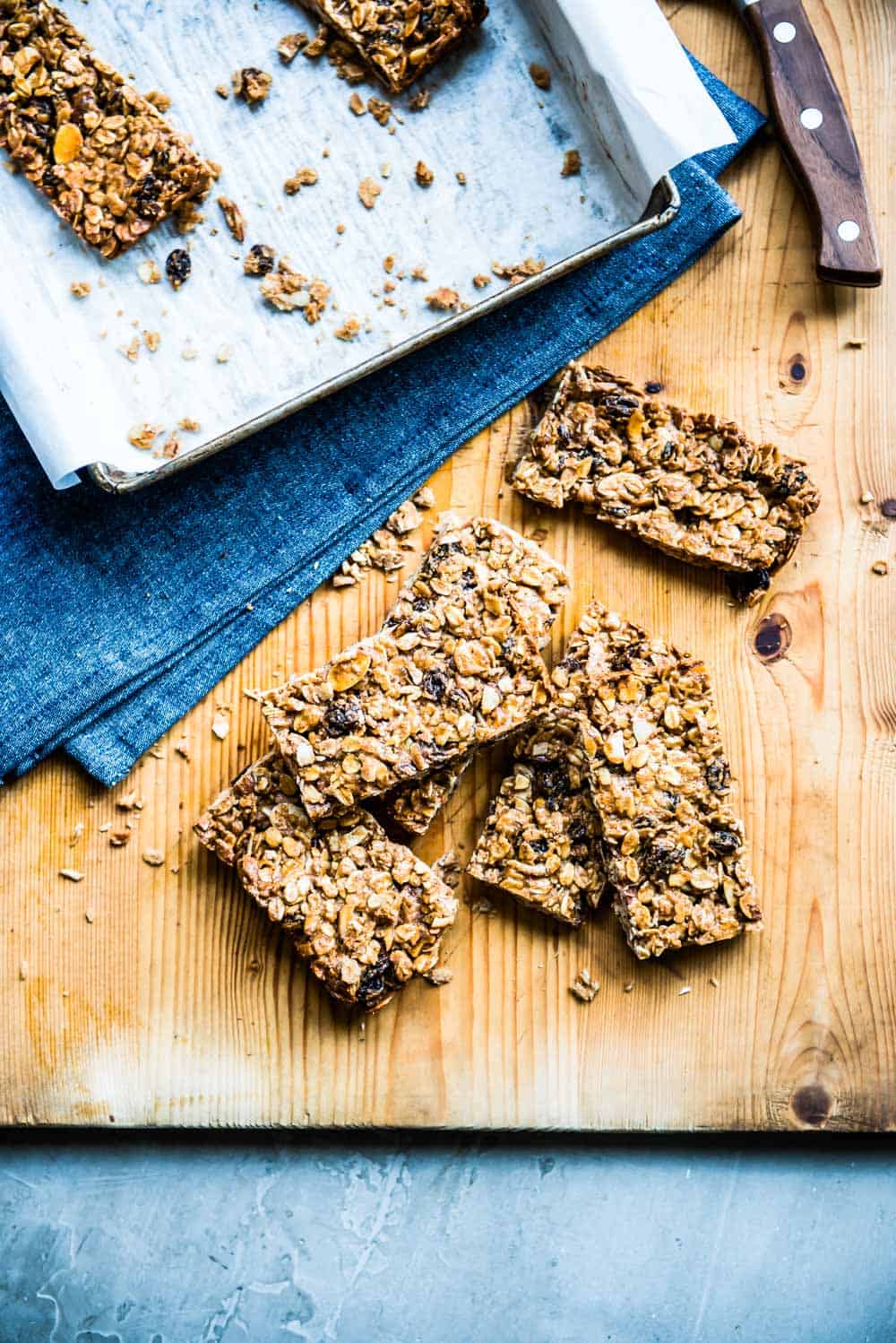 grab one of these oatmeal raisin bars before they're gone! 