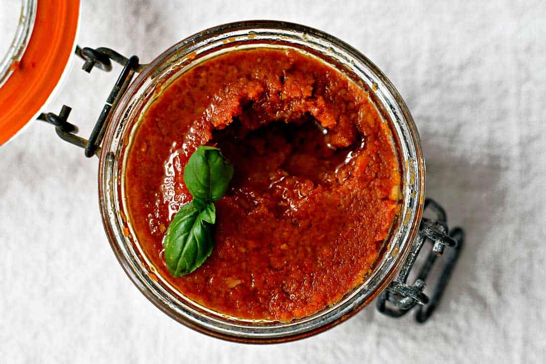 How to make sun-dried tomato pesto