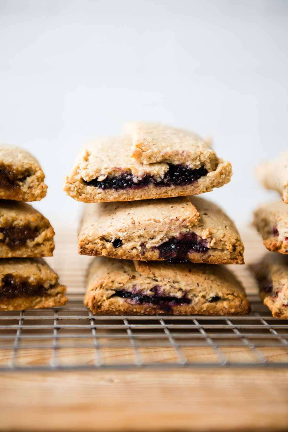 naturally sweetened healthy breakfast bar