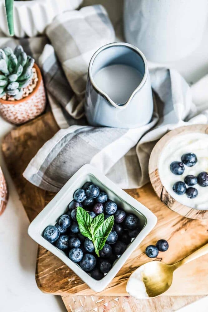 Fresh blueberries to add to a blueberry and banana smoothie