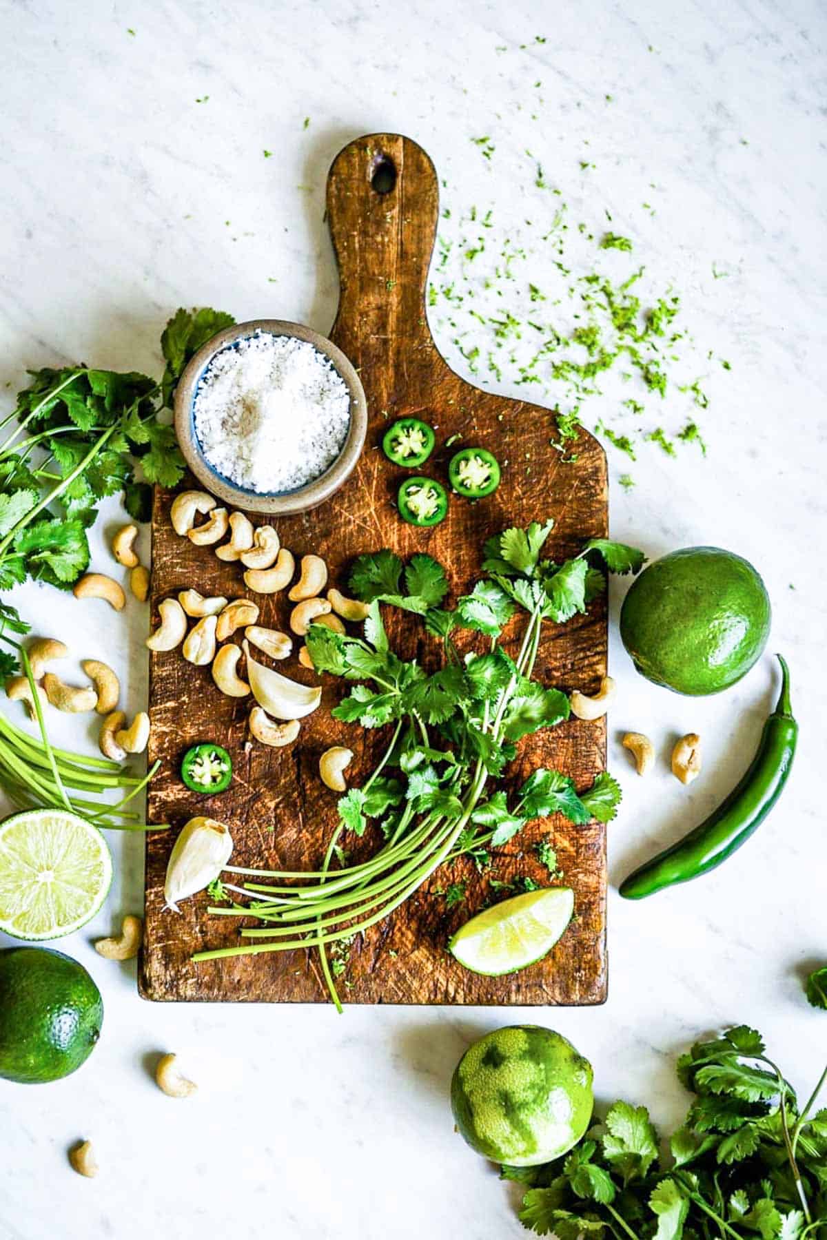 Cashews, chile pepper, garlic and lime for spicy pesto 