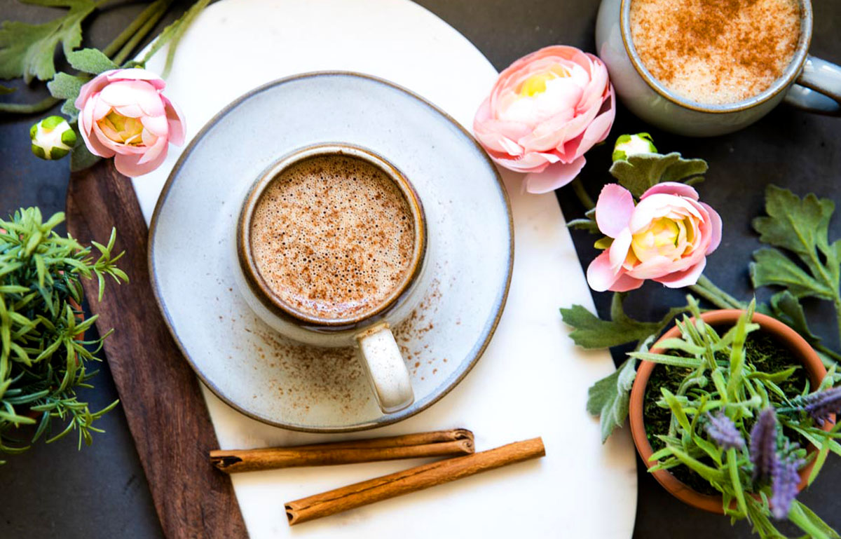 Cinnamon dolce latte garnished with ground cinnamon.