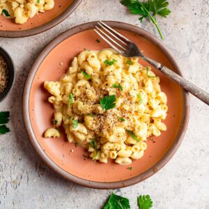 Creamy vegan mac and cheese recipe on a plate
