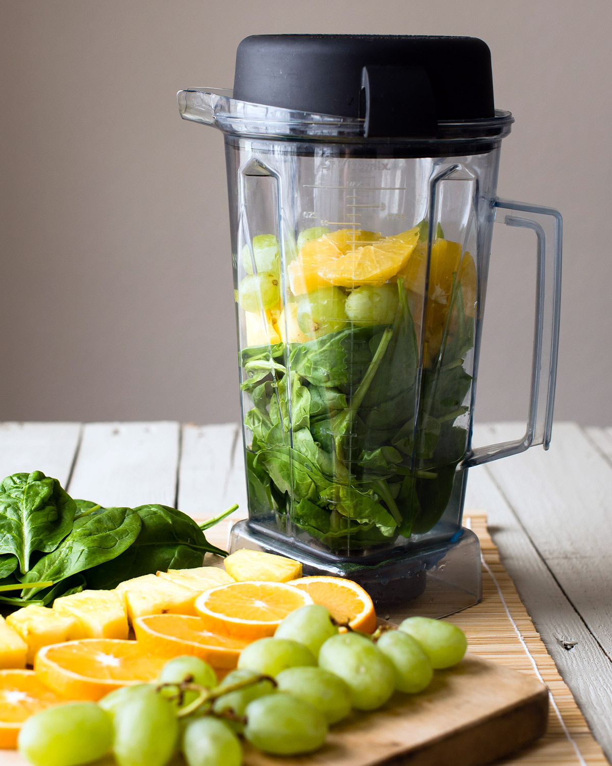 Green grape Smoothie in a vitamix container