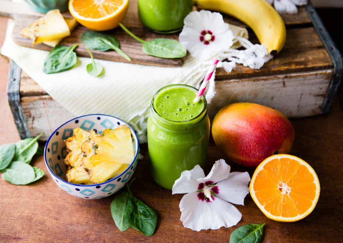 Island tropical green smoothie