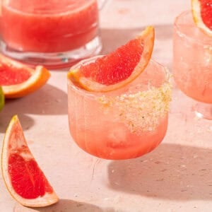 Alcohol-free paloma mocktail drink