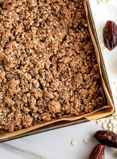 Healthy homemade oatmeal date bars