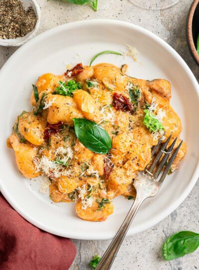 A bowl of vegan Tuscan gnocchi