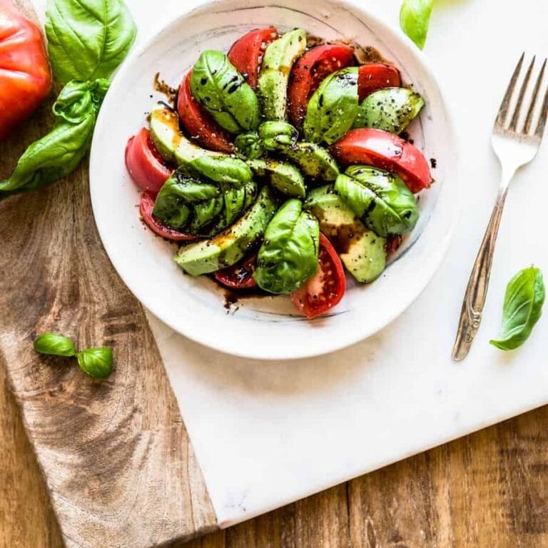 avocado caprese salad