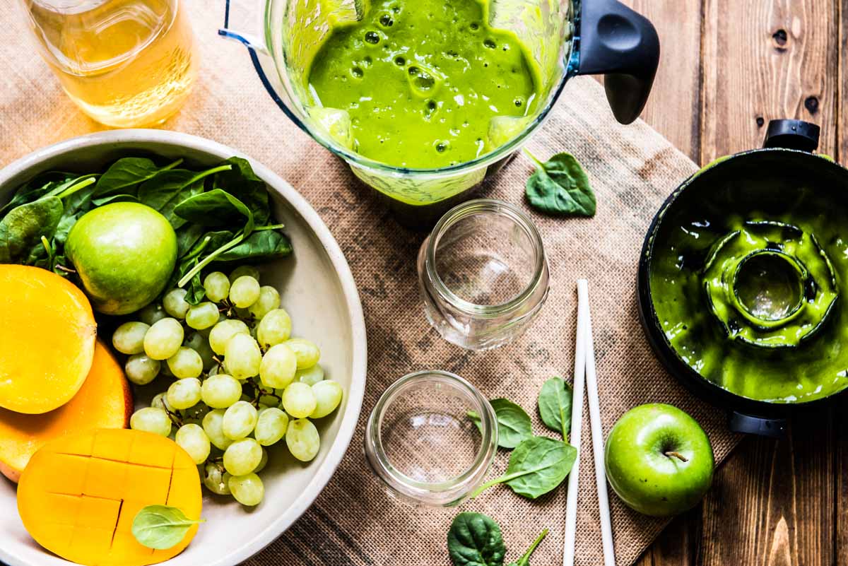 13 Best Blenders for All Your Smoothies, Soups, and Sauces