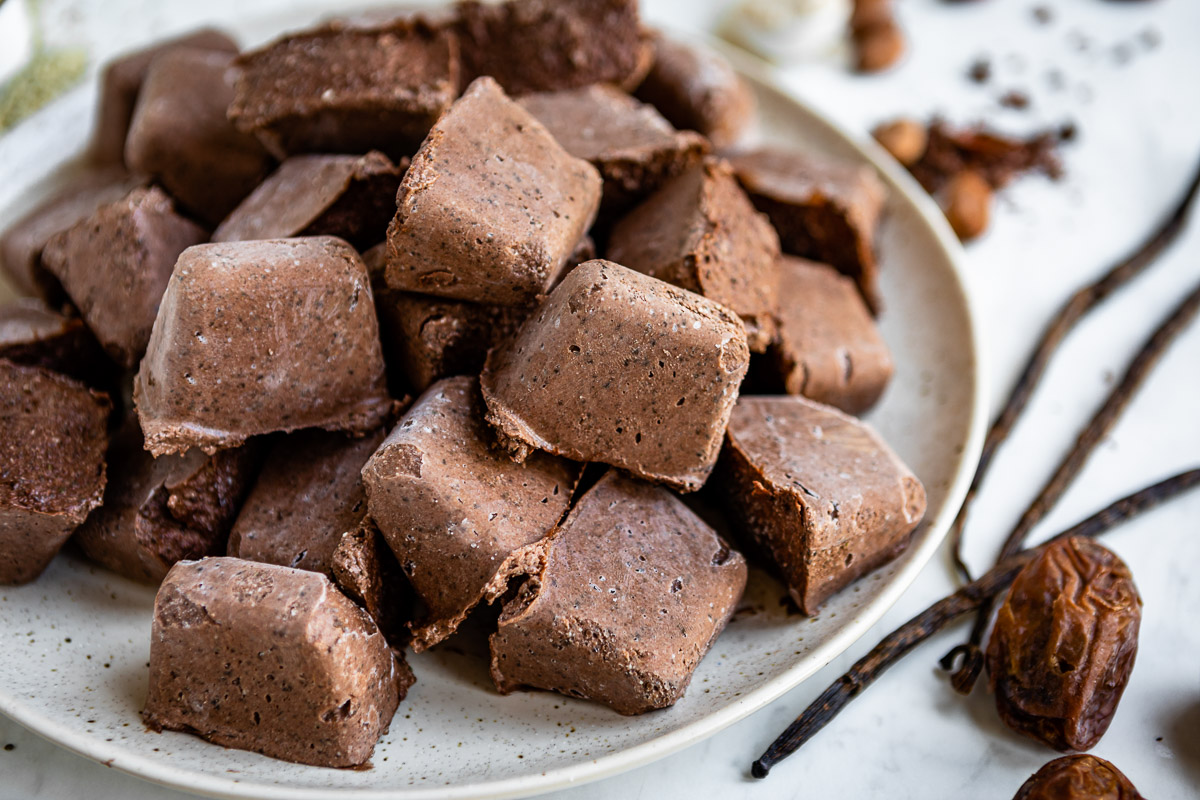 Close-up of a plate piled high with chocolate fiber smoothie cubes