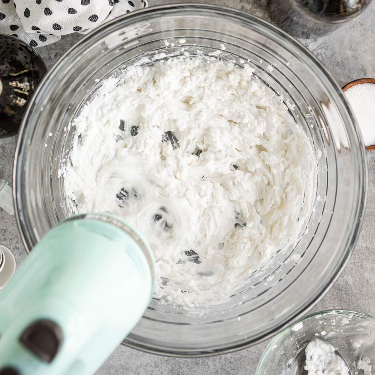 Whipping coconut cream with hand mixer