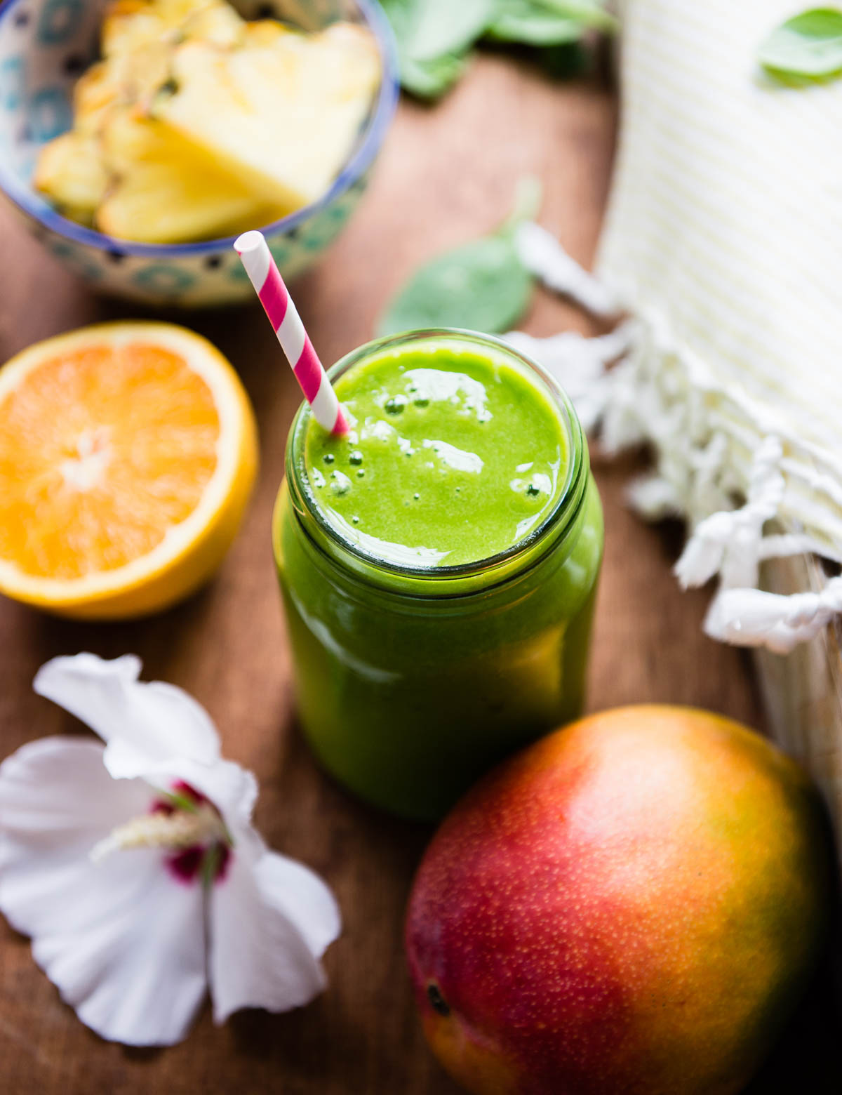 A healthy detox Island green smoothie ready to drink.