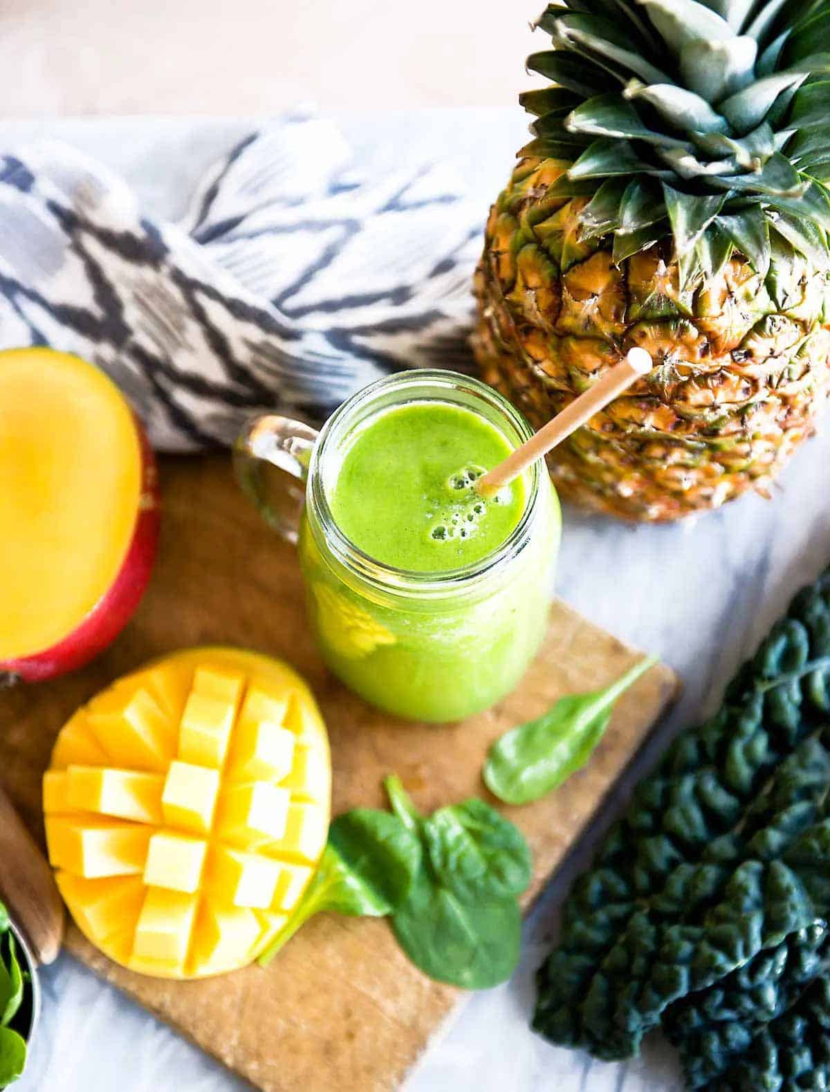 Detox smoothie with pineapple and mango