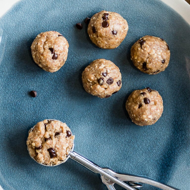 no-bake energy balls recipe with chocolate chips and oats.