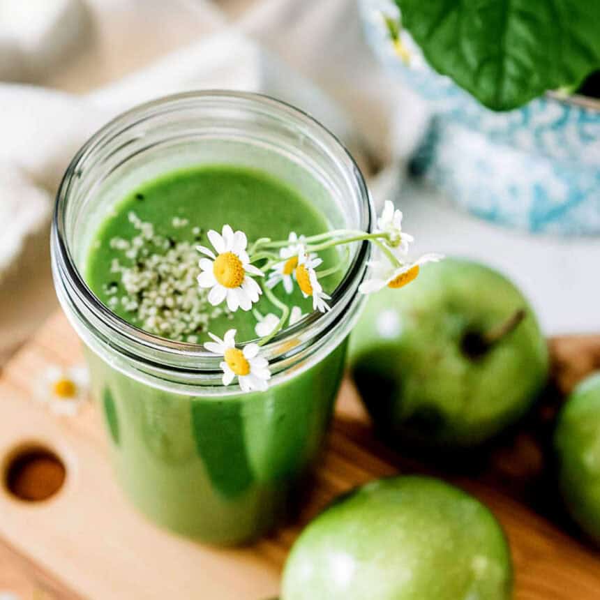 10 Extra Creamy Avocado Smoothies to Blend ASAP