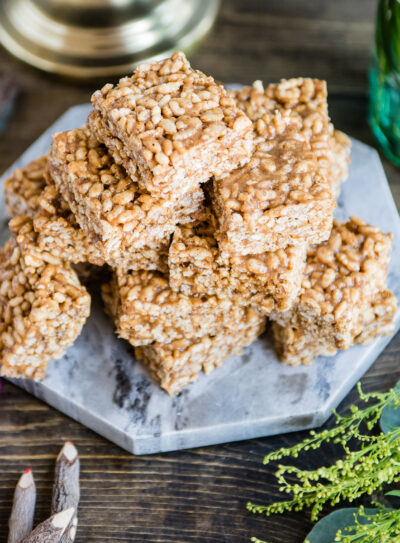 healthy rice crispy treats on table.