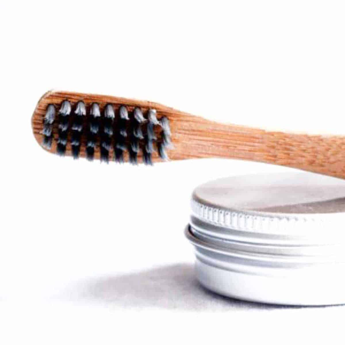 Best Homemade Natural Toothpaste