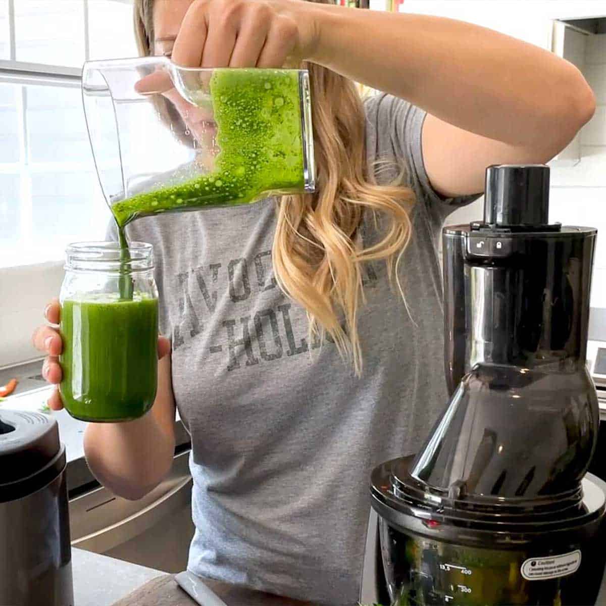 Vibrate composite Celsius Juicer vs Blender: Which is Better? - Simple Green Smoothies