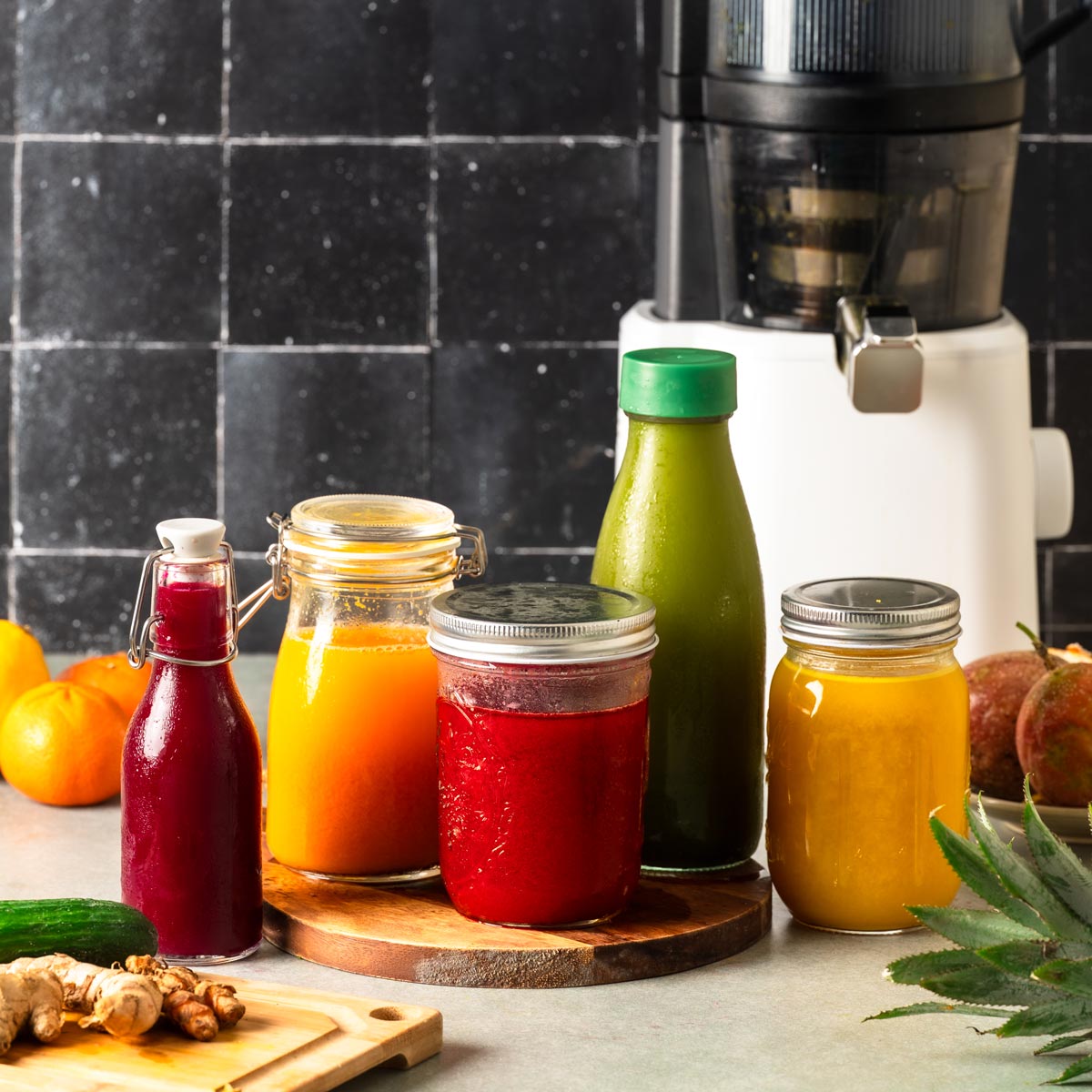 Juicer vs blender juices on the countertop