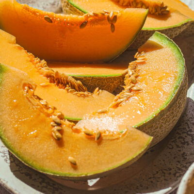 Cantaloupe slices