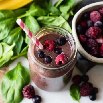 Spinach Berry Smoothie recipe