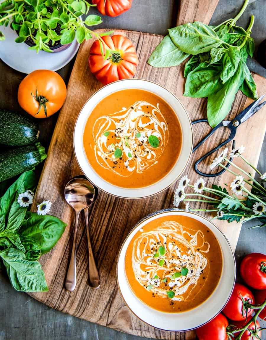 Chunky Fresh Tomato Oregano Soup. A healthy delicious lunch!